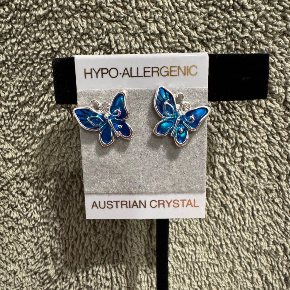 Butterfly Blue Iridescent Pierced Earrings, New, Never worn Great Easter Gift - Picture 2 of 5